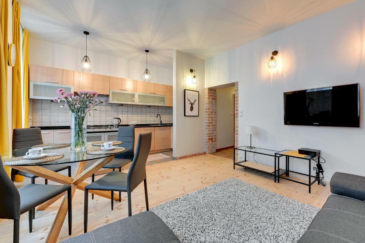 Flats For Rent - Ogarna Old Town Appartement Gdańsk Buitenkant foto